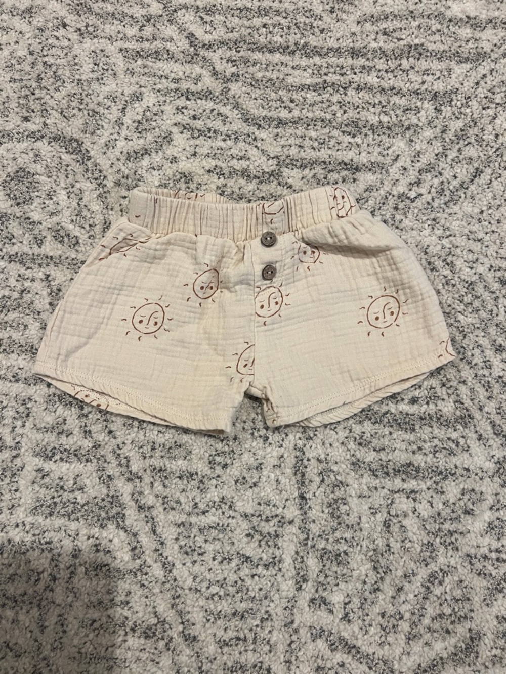 Quincy Mae Cream Baby/Toddler Sun Print Cotton Shorts